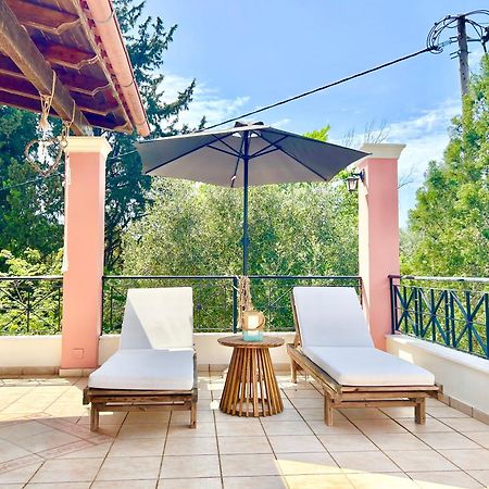 Villa Valia Seaside Іпсос Екстер'єр фото